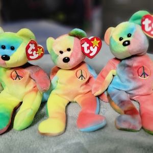 TY beanie baby (peace)